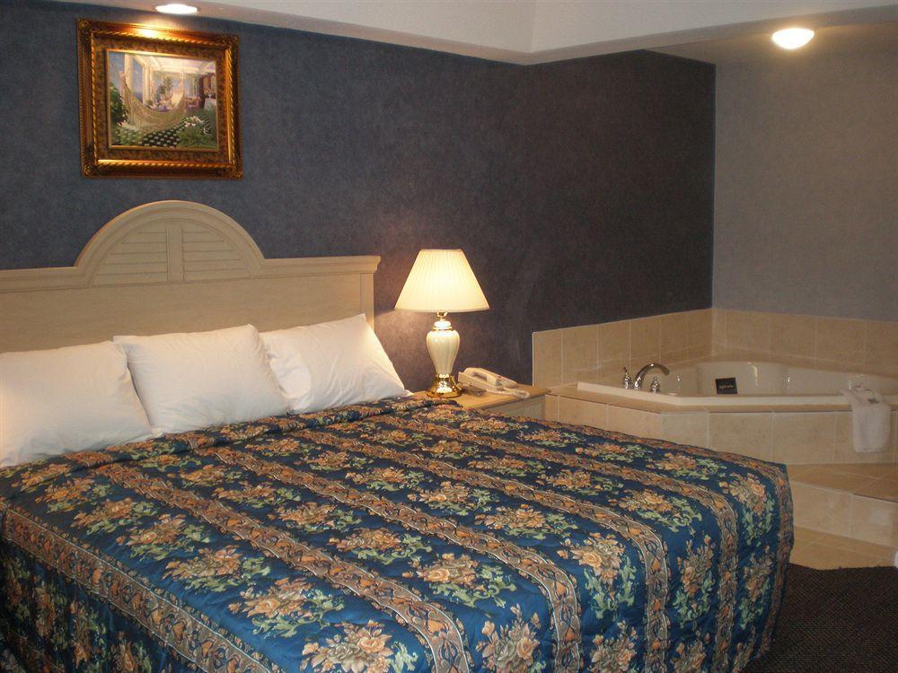 Village Inn & Suites - Smithville Екстериор снимка