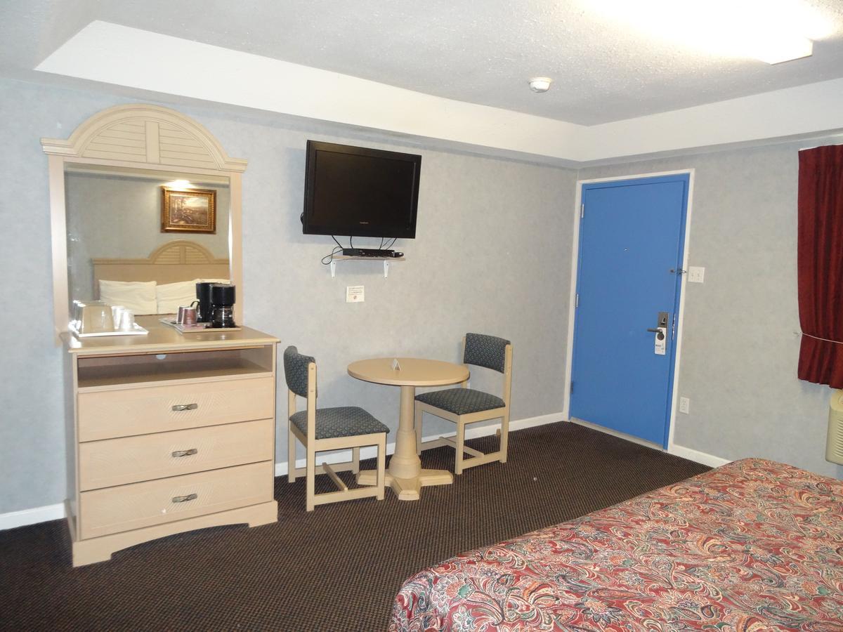 Village Inn & Suites - Smithville Екстериор снимка