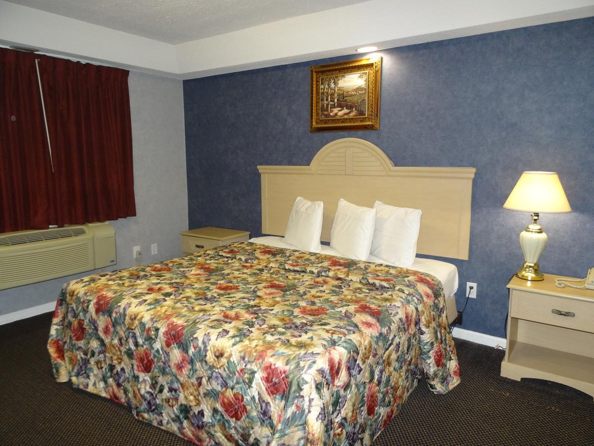 Village Inn & Suites - Smithville Екстериор снимка