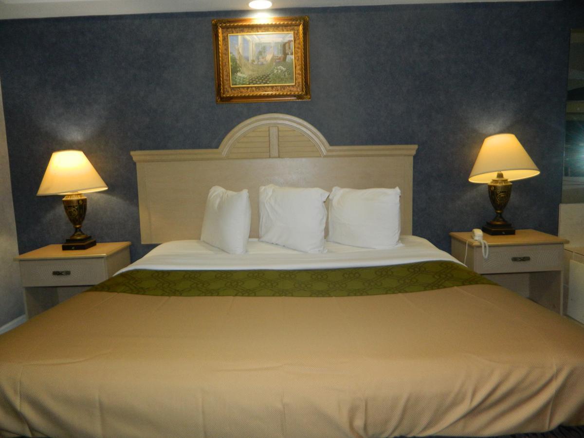Village Inn & Suites - Smithville Екстериор снимка