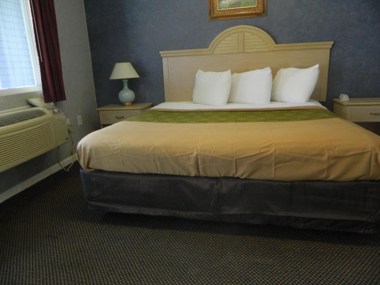 Village Inn & Suites - Smithville Екстериор снимка