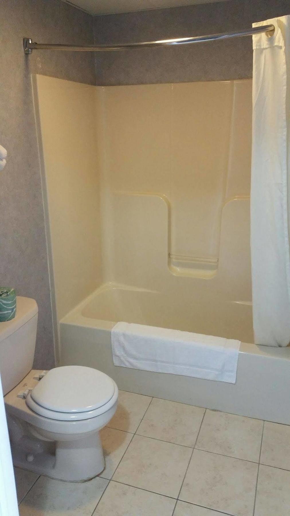 Village Inn & Suites - Smithville Екстериор снимка