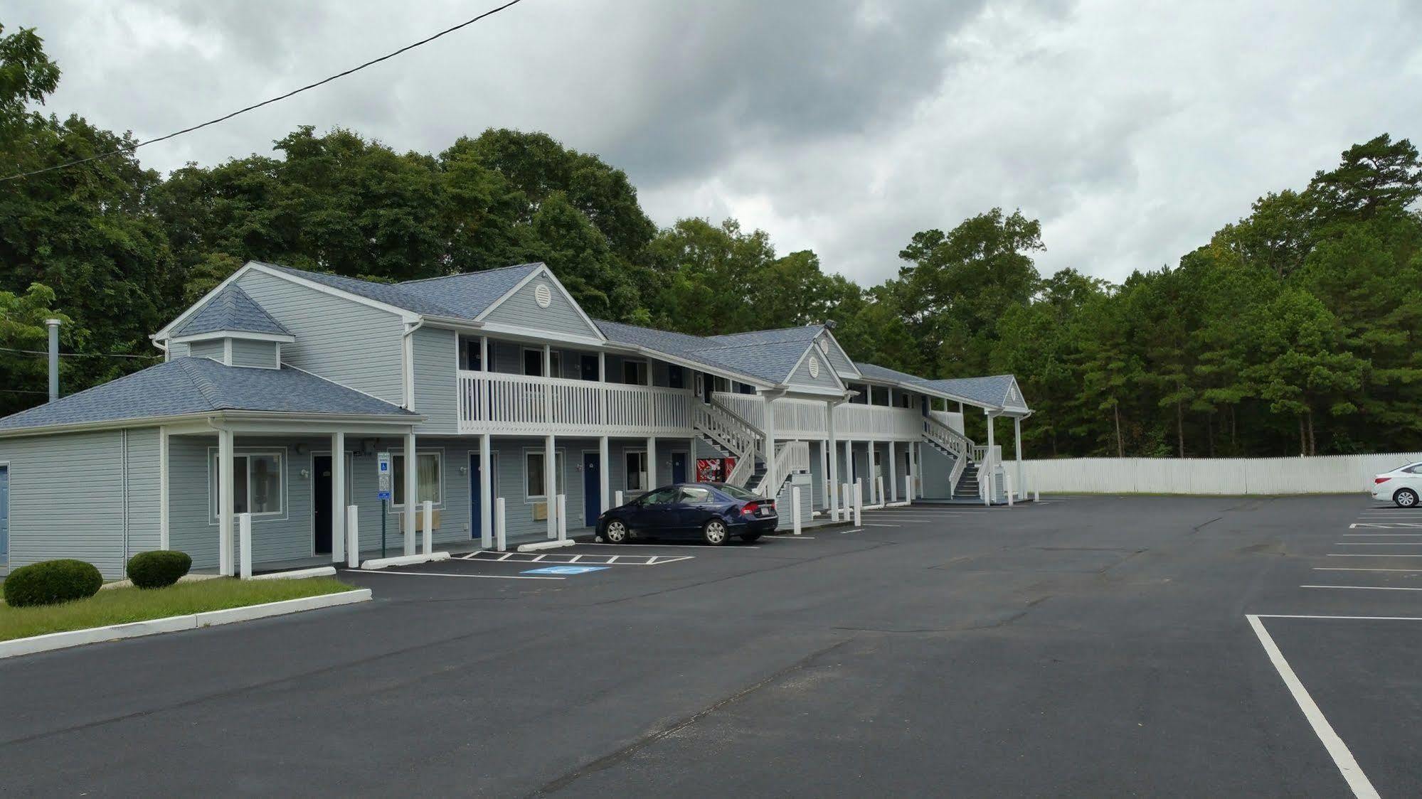 Village Inn & Suites - Smithville Екстериор снимка